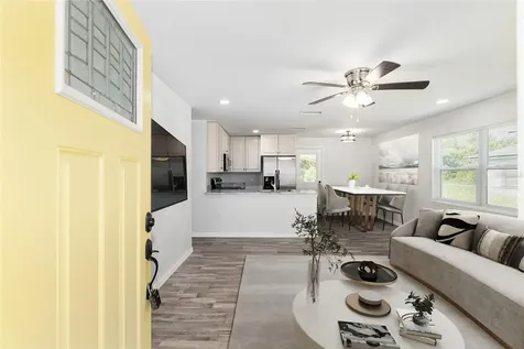1522 SE 13th Place Gainesville FL 32641