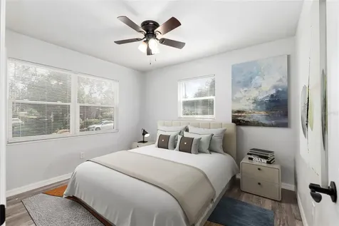 1522 SE 13th Place Gainesville FL 32641