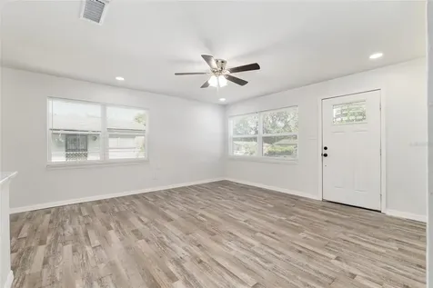 1522 SE 13th Place Gainesville FL 32641