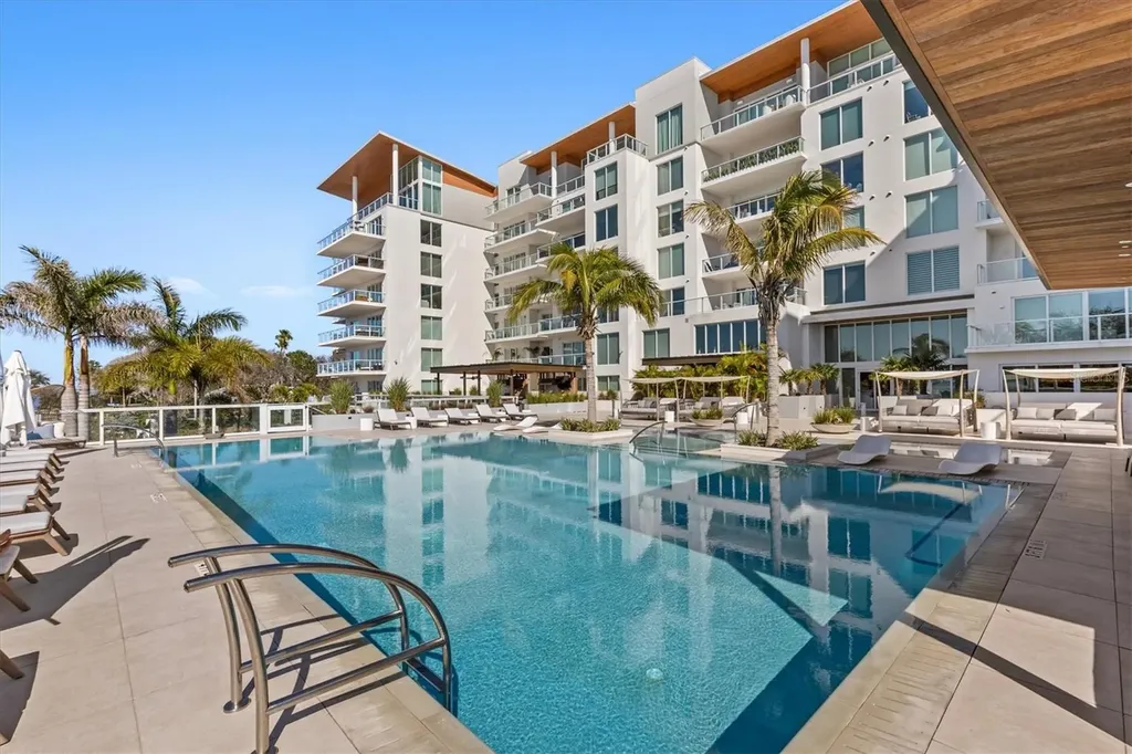 1028 Sunset Point Road Clearwater FL 33755