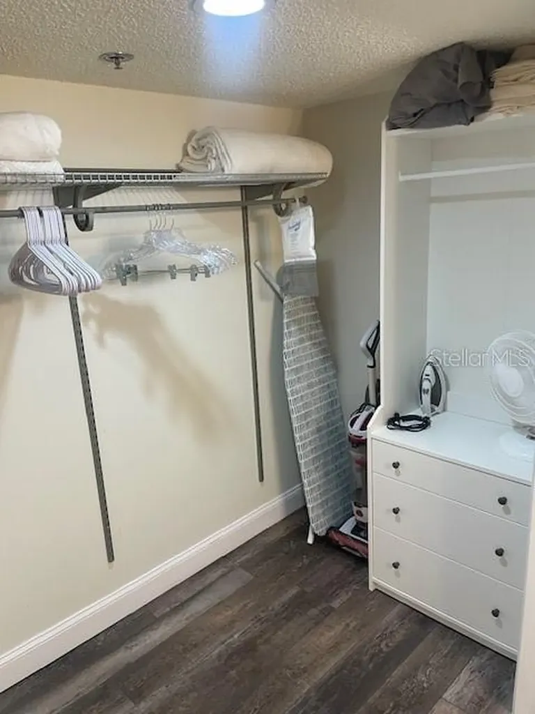690 Island Way Clearwater Beach FL 33767