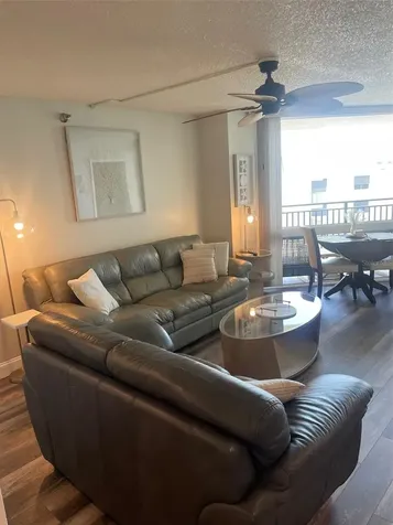 690 Island Way Clearwater Beach FL 33767
