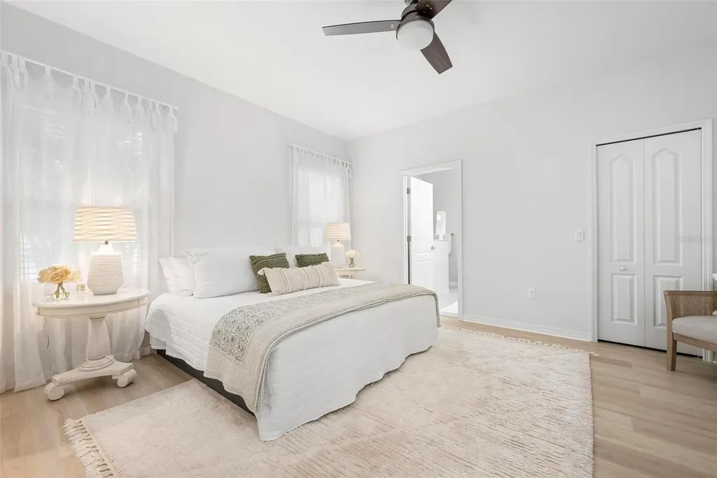 4616 Whispering Leaves Drive Sarasota FL 34243