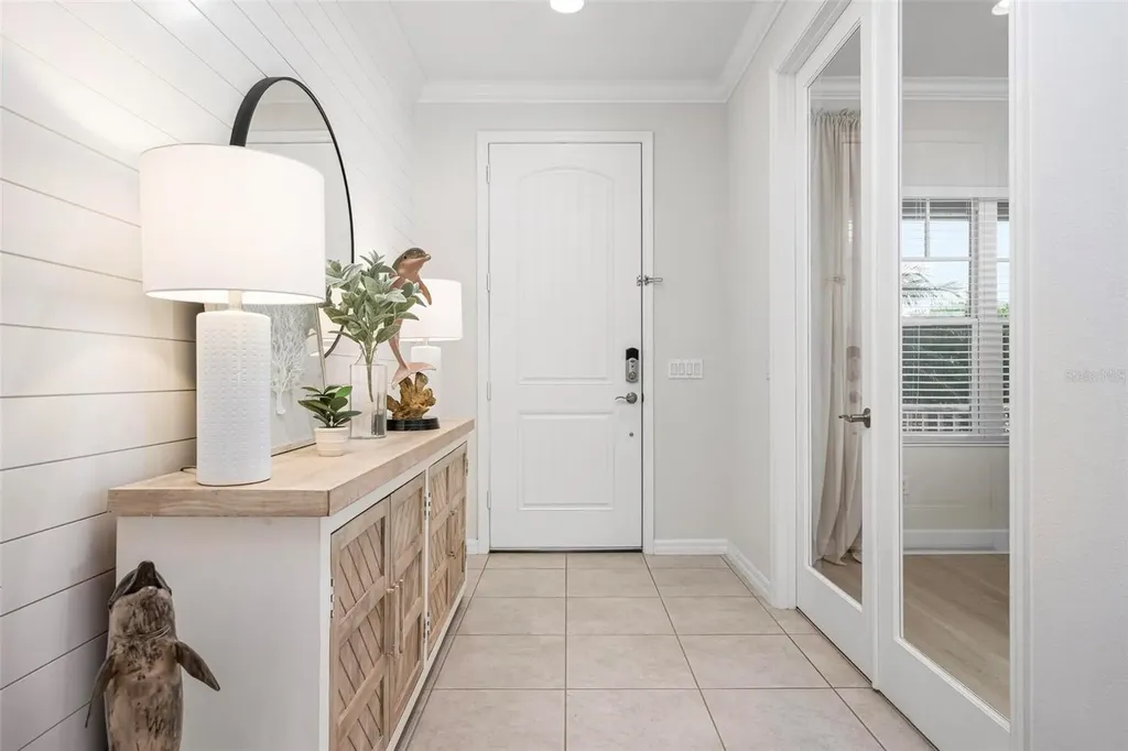 4616 Whispering Leaves Drive Sarasota FL 34243