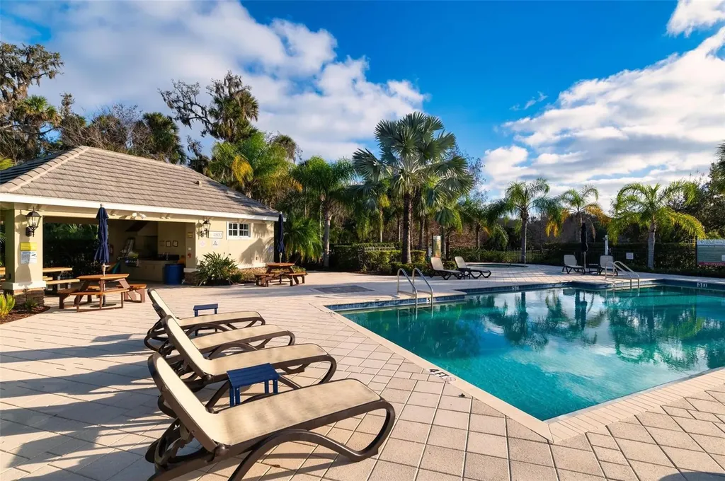 4616 Whispering Leaves Drive Sarasota FL 34243
