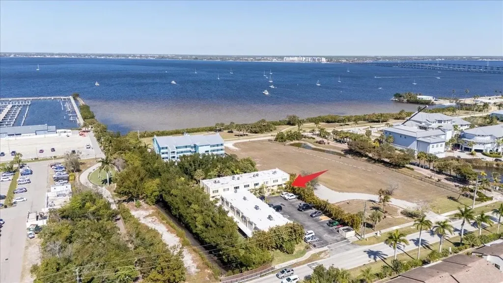 1020 W Marion Avenue Punta Gorda FL 33950