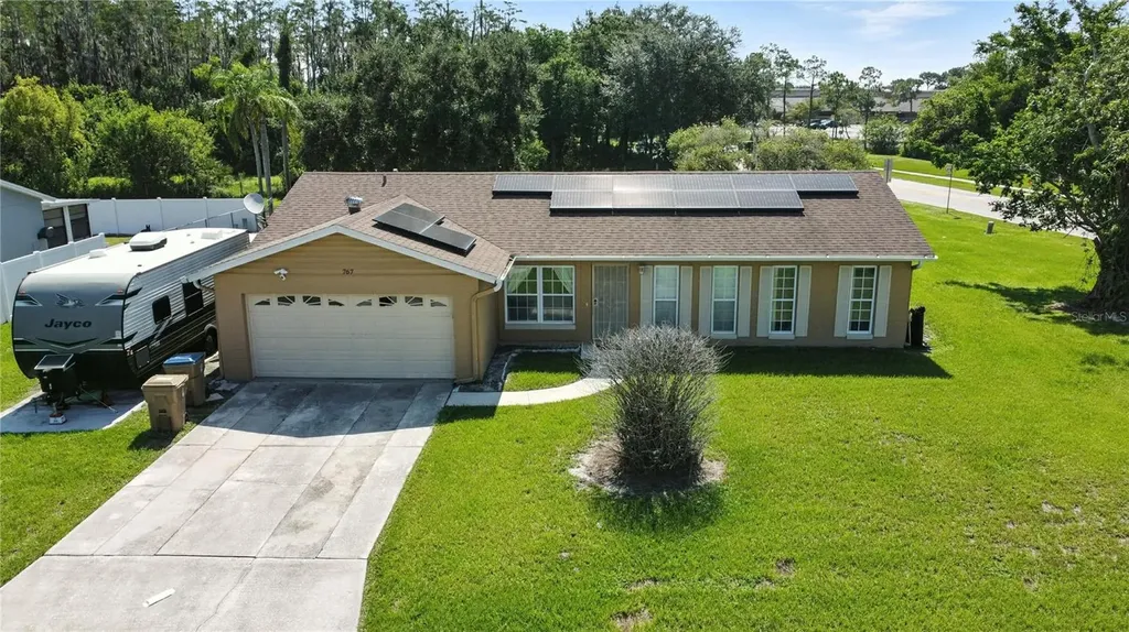 767 E Birchwood Circle Kissimmee FL 34743