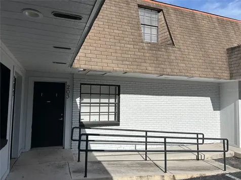 2945 NE 3rd Street Ocala FL 34470