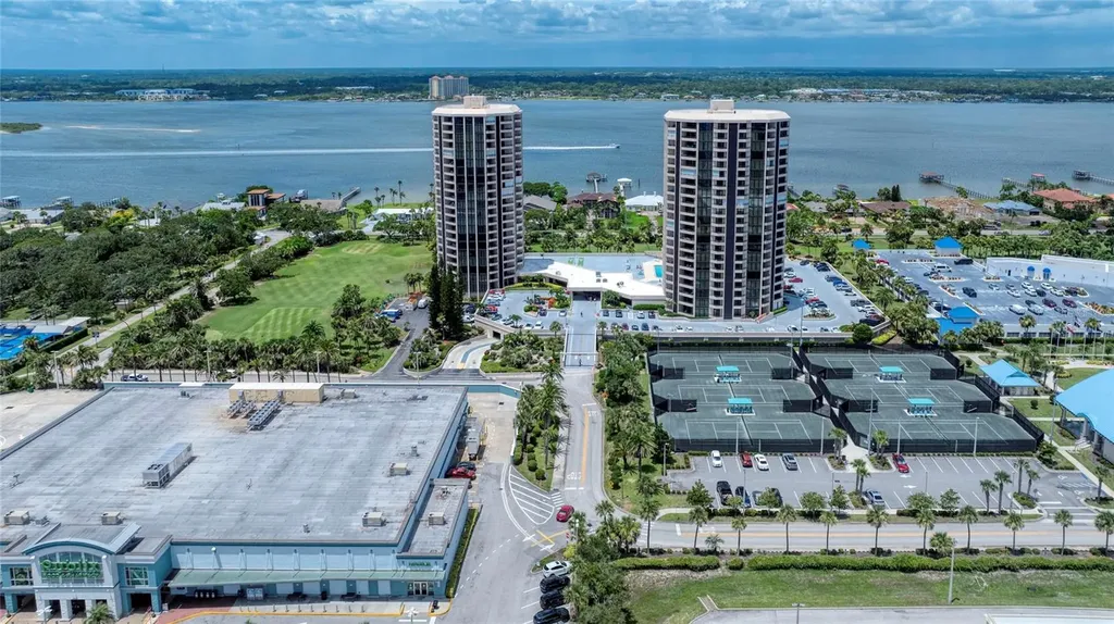 1 Oceans West Boulevard Daytona Beach FL 32118