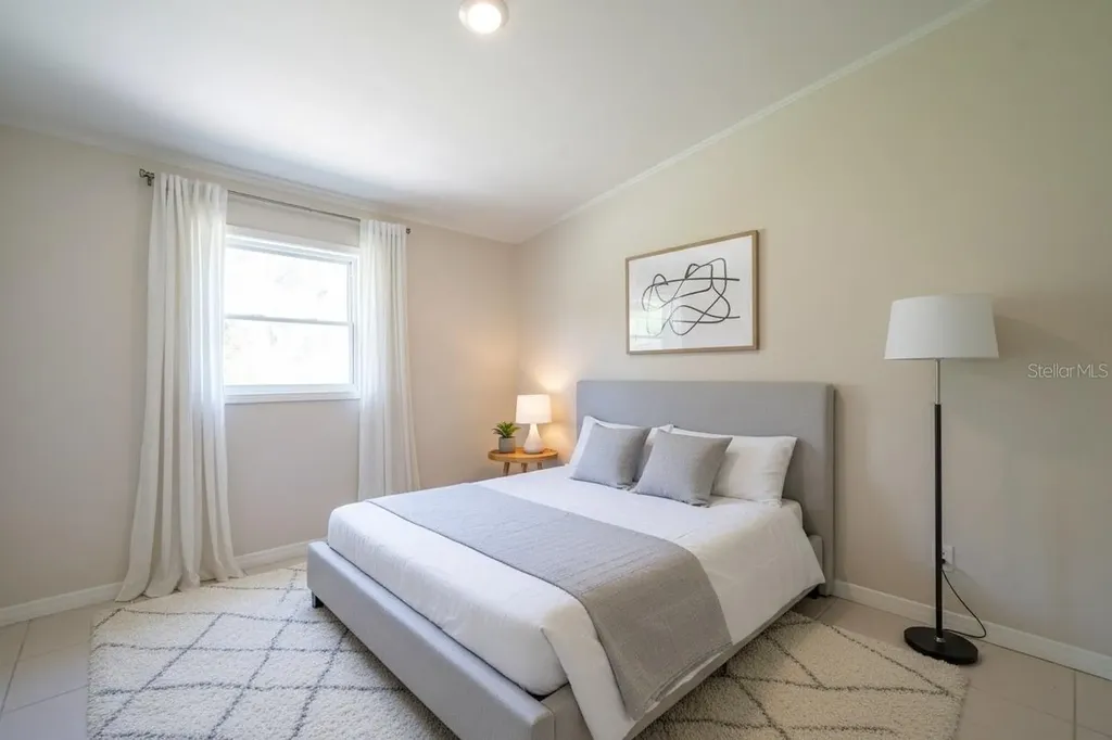 107 E Spruce Street Tarpon Springs FL 34689