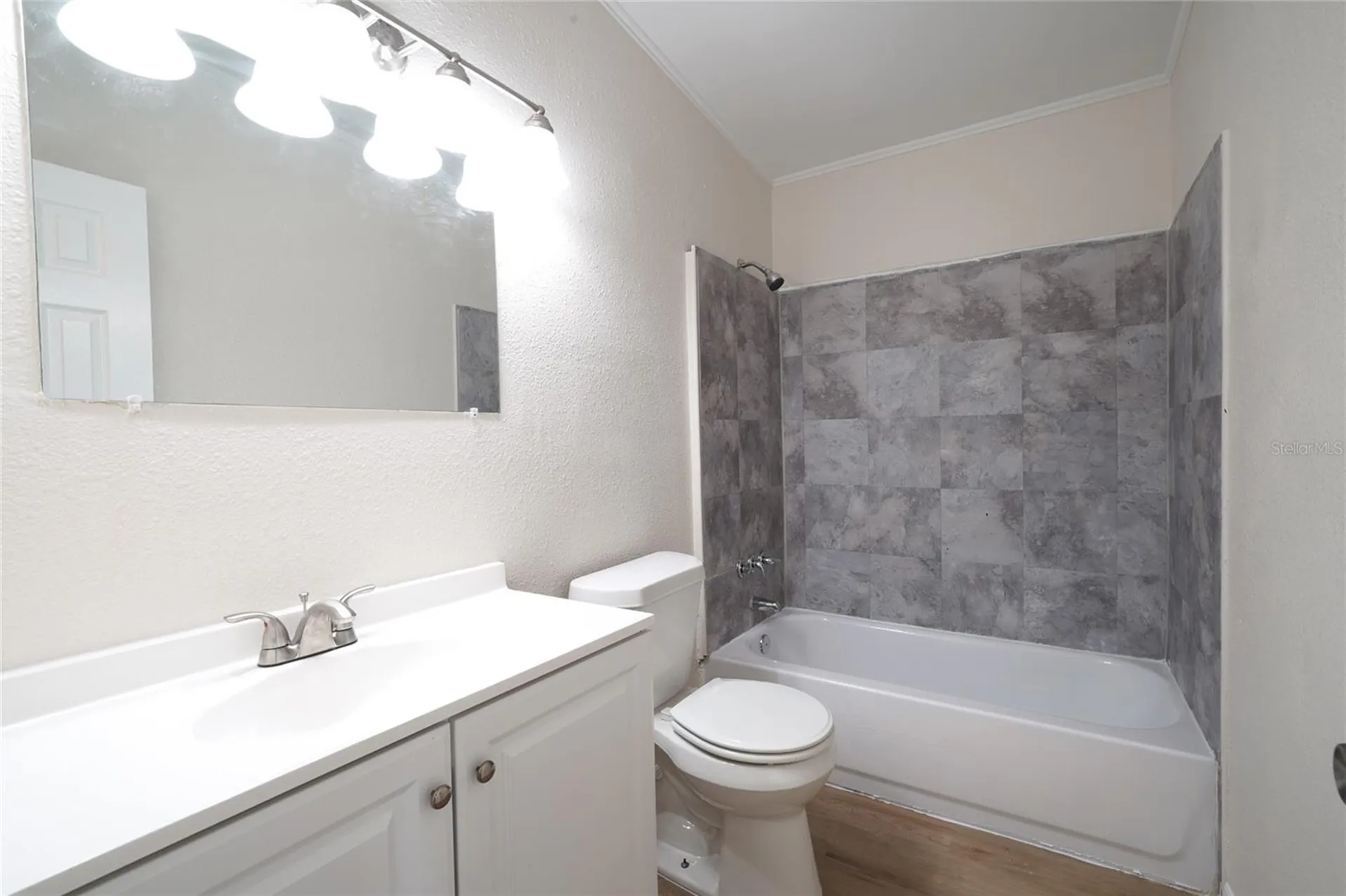 107 E Spruce Street Tarpon Springs FL 34689