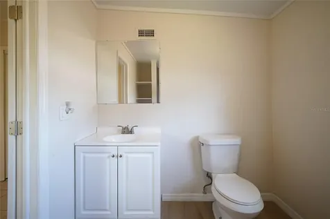 107 E Spruce Street Tarpon Springs FL 34689