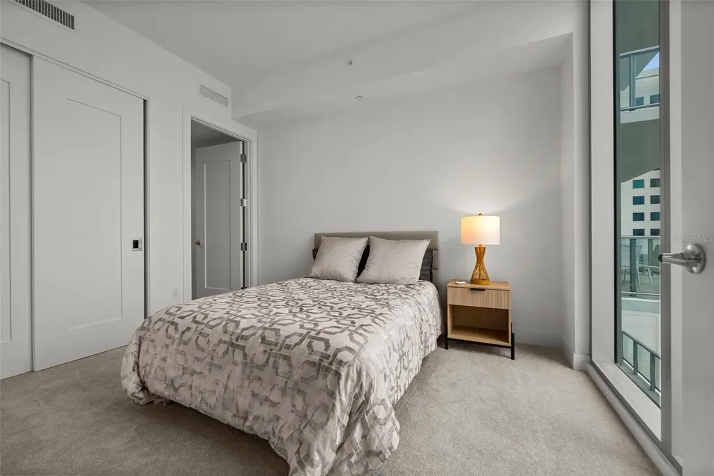 301 Quay Commons Sarasota FL 34236