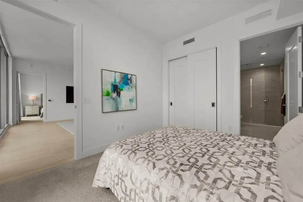 301 Quay Commons Sarasota FL 34236