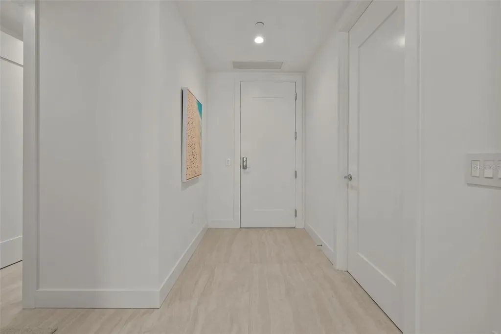 301 Quay Commons Sarasota FL 34236