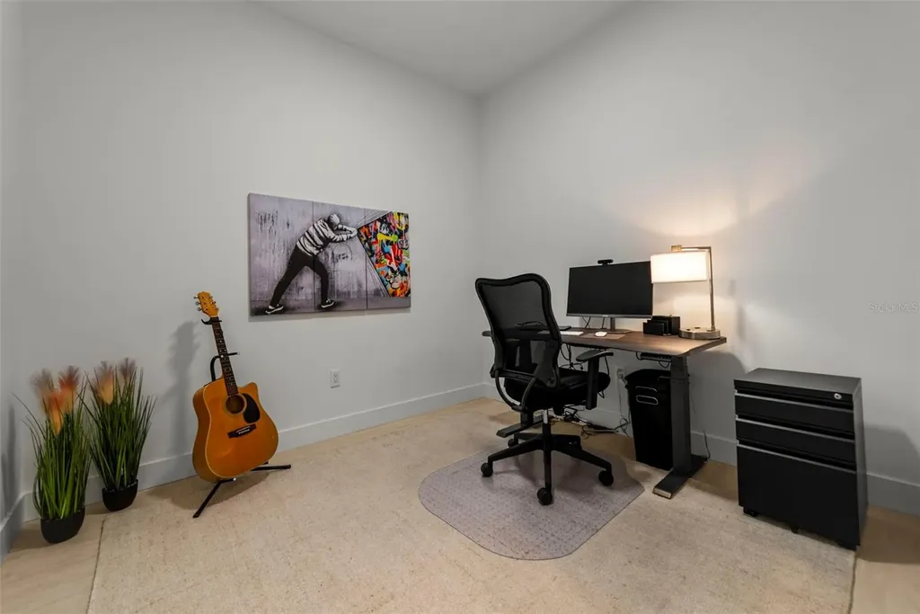 301 Quay Commons Sarasota FL 34236