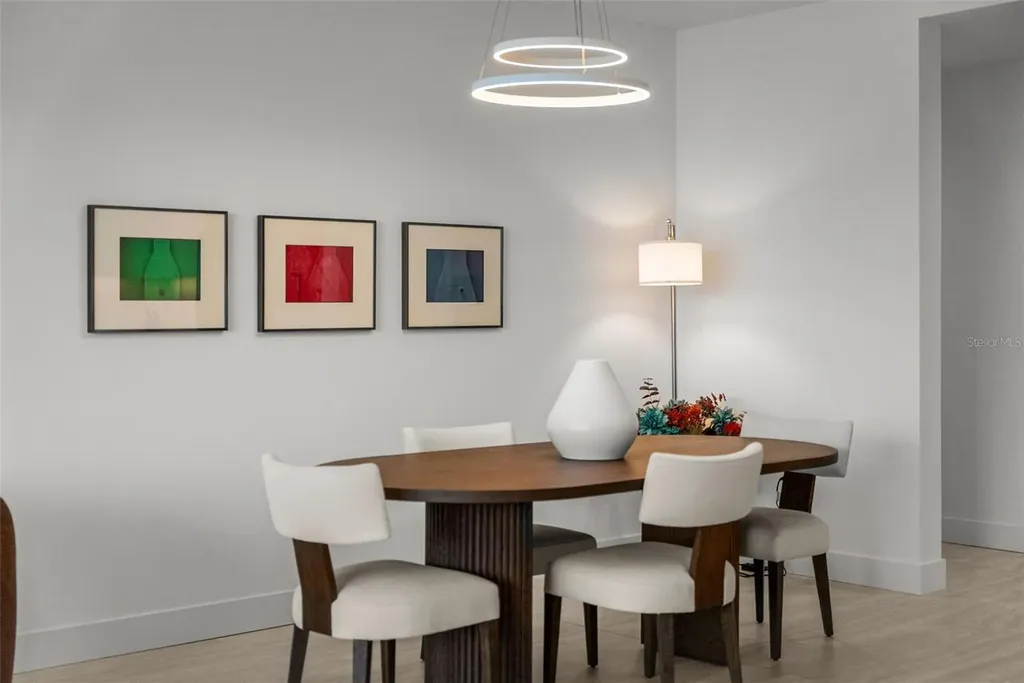 301 Quay Commons Sarasota FL 34236