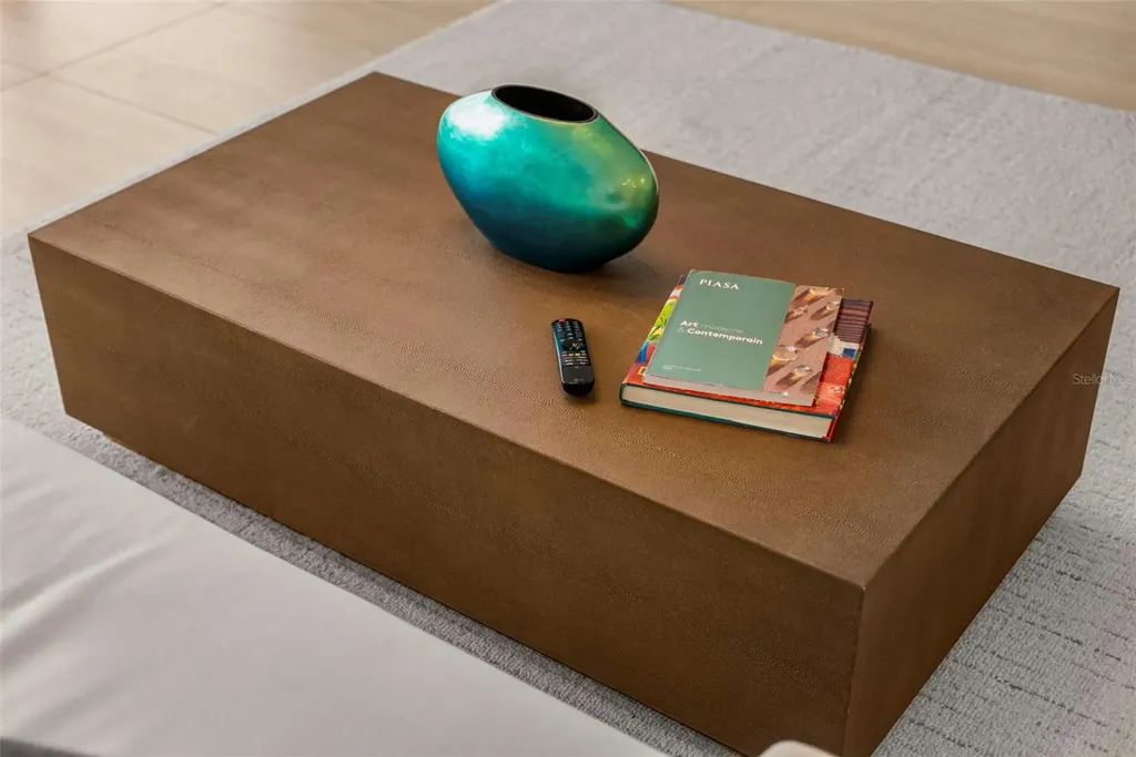 301 Quay Commons Sarasota FL 34236