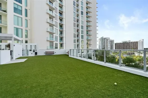 301 Quay Commons Sarasota FL 34236