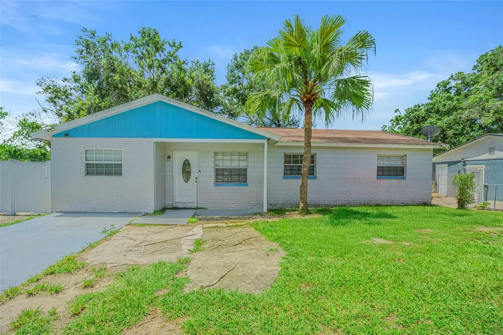 7009 Sandhurst Drive Tampa FL 33619