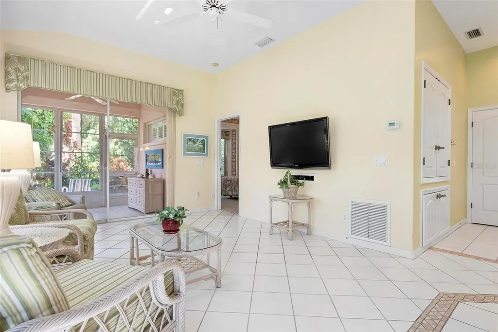 1262 Berkshire Circle Venice FL 34292