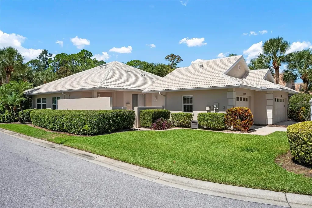 1262 Berkshire Circle Venice FL 34292