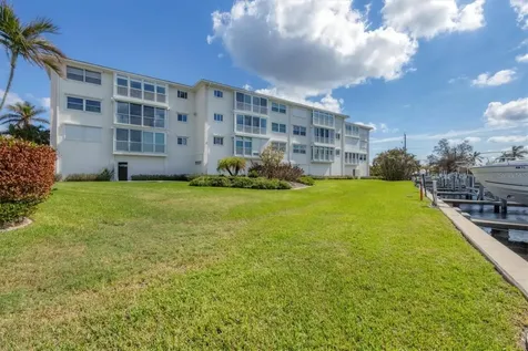 1250 W Marion Avenue Punta Gorda FL 33950
