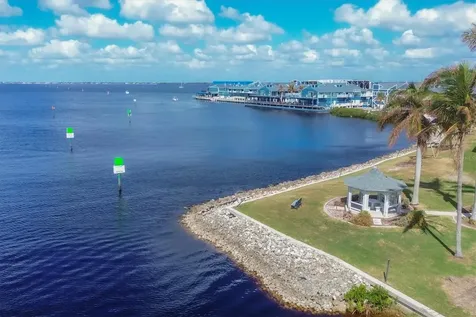 1250 W Marion Avenue Punta Gorda FL 33950