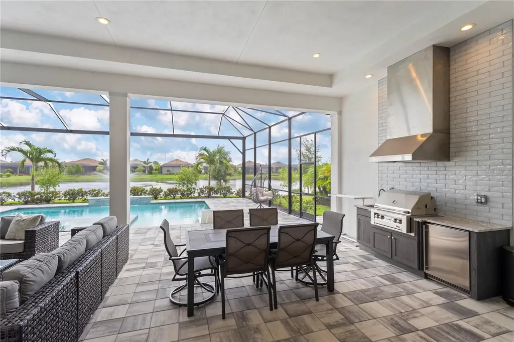 8241 Pavia Way Lakewood Ranch FL 34202