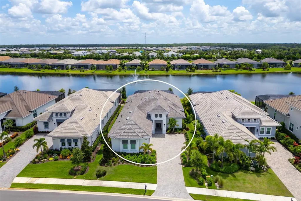 8241 Pavia Way Lakewood Ranch FL 34202