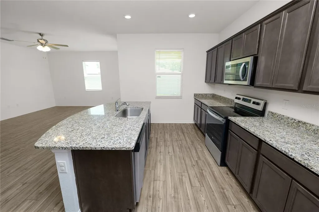 6170 Dolostone Drive Lakeland FL 33811