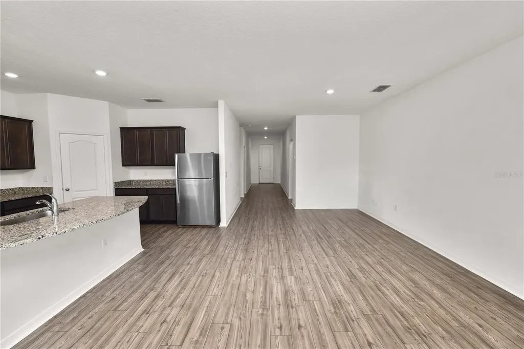 6170 Dolostone Drive Lakeland FL 33811