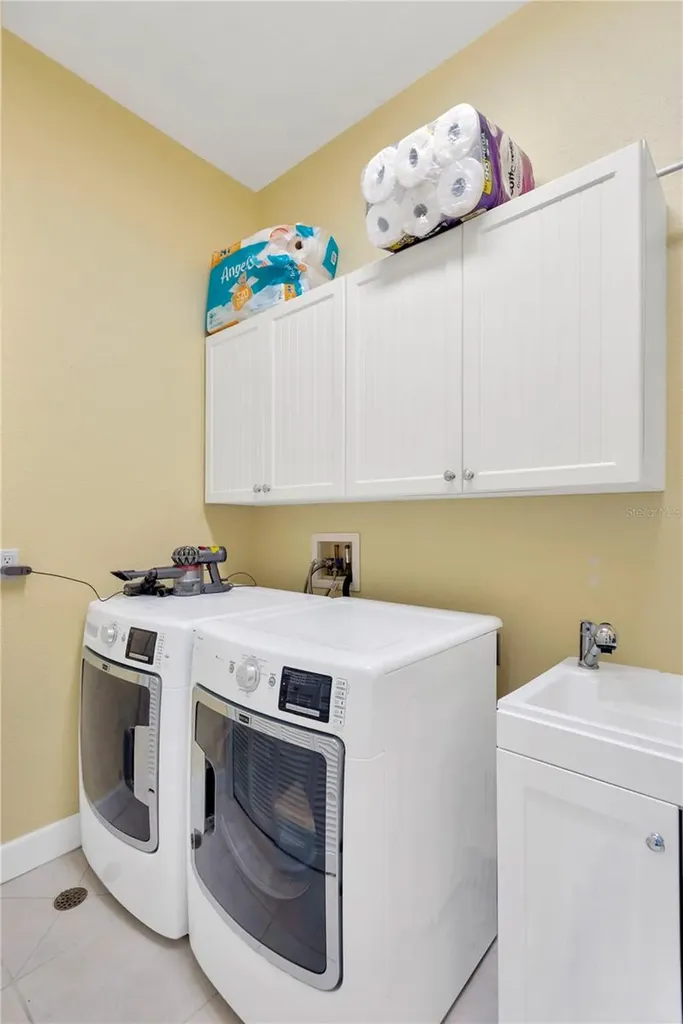 511 Seaview Drive Tarpon Springs FL 34689