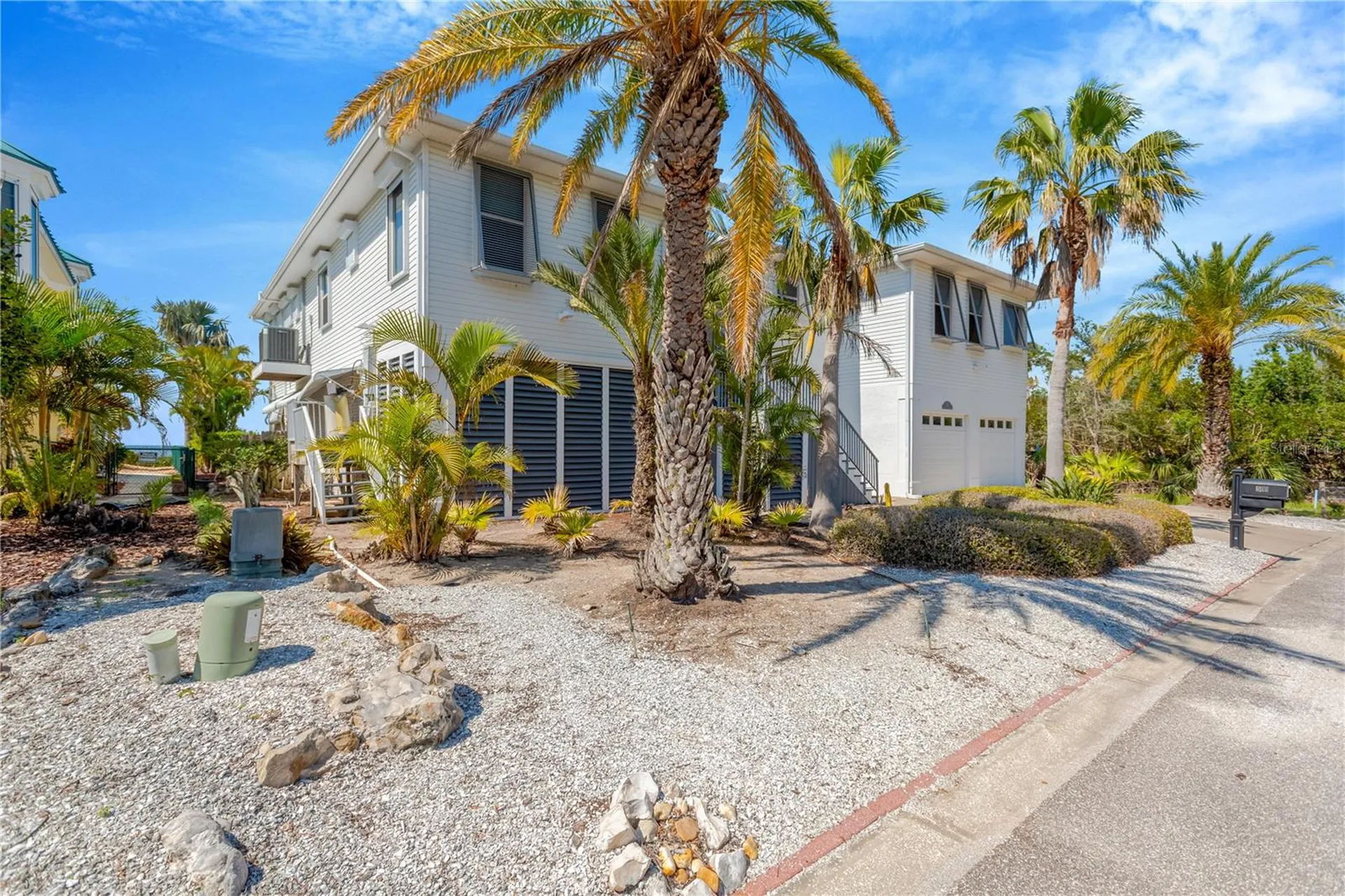 511 Seaview Drive Tarpon Springs FL 34689