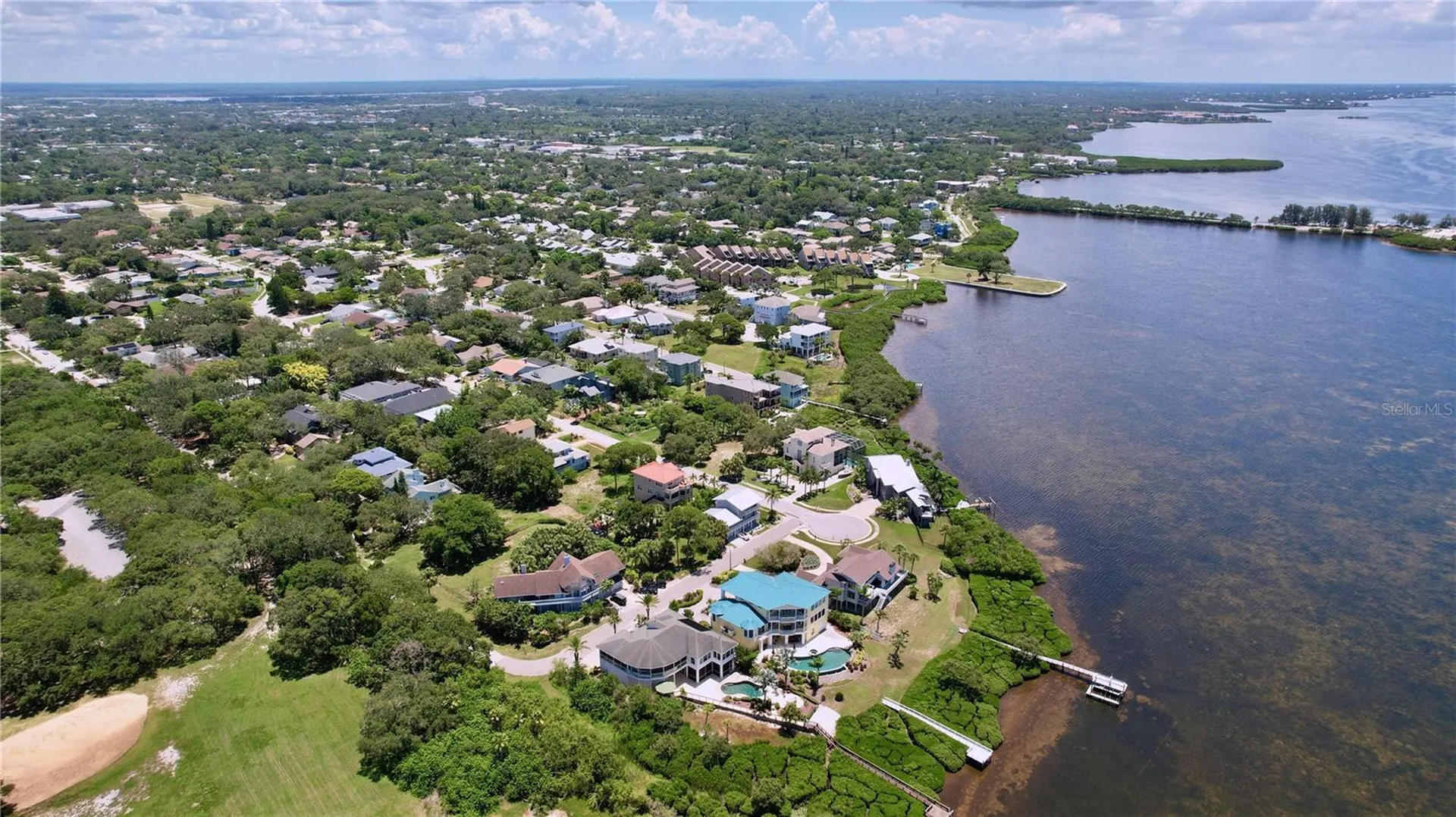 511 Seaview Drive Tarpon Springs FL 34689