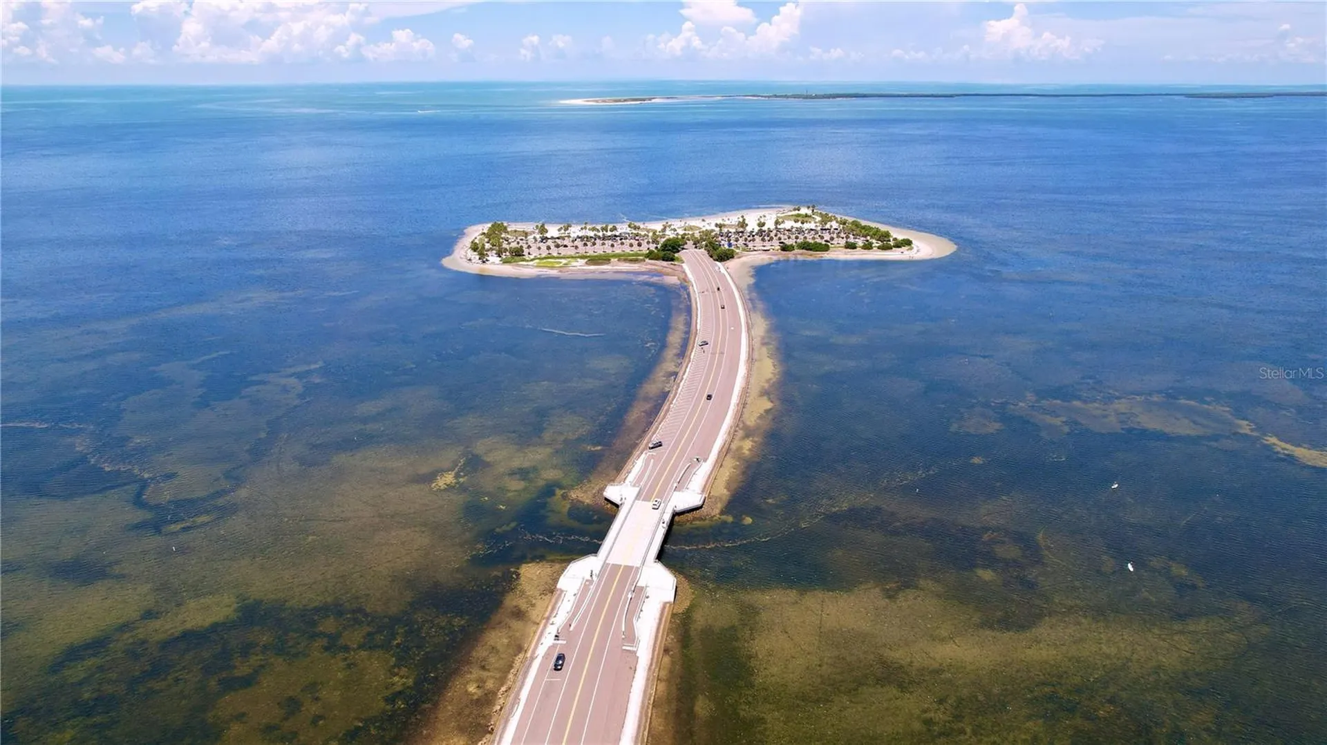 511 Seaview Drive Tarpon Springs FL 34689