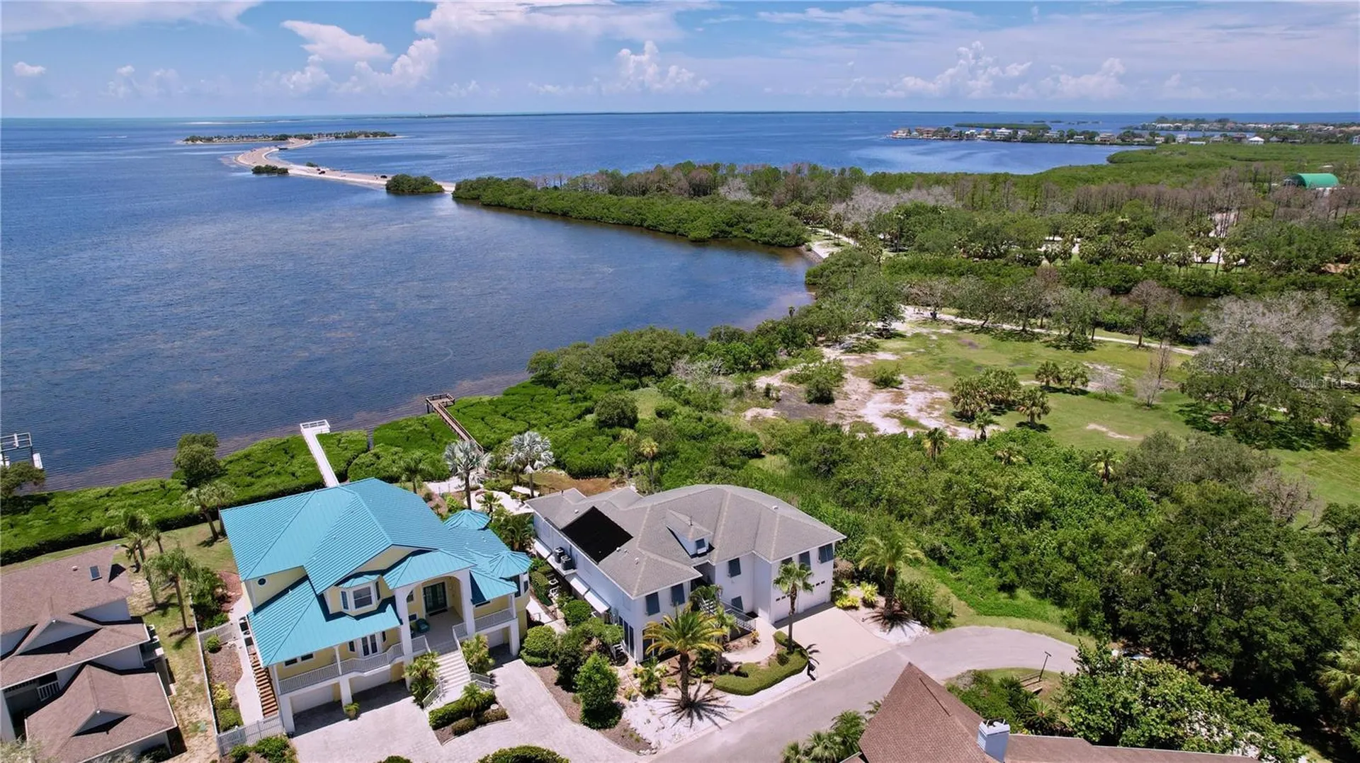 511 Seaview Drive Tarpon Springs FL 34689