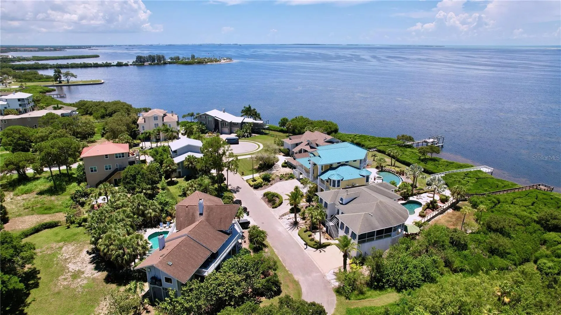 511 Seaview Drive Tarpon Springs FL 34689