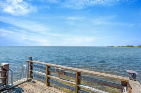 511 Seaview Drive Tarpon Springs FL 34689