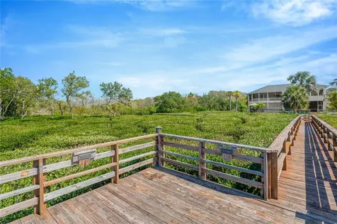 511 Seaview Drive Tarpon Springs FL 34689