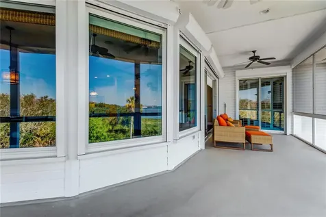 511 Seaview Drive Tarpon Springs FL 34689