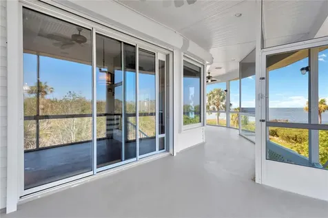 511 Seaview Drive Tarpon Springs FL 34689