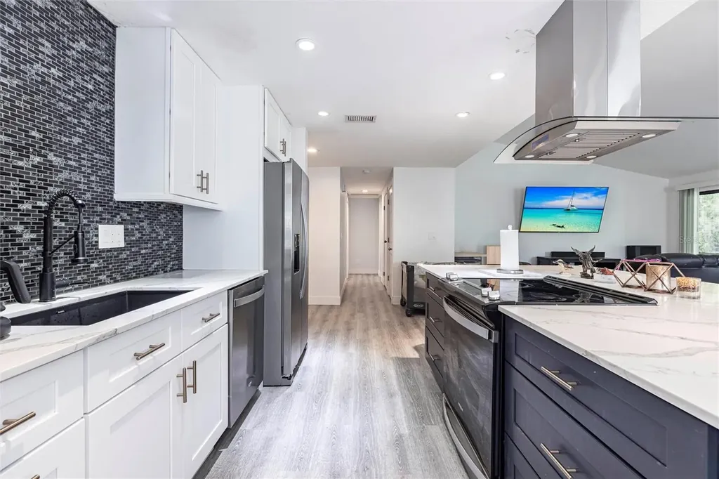 2345 Outrigger Lane Naples FL 34104