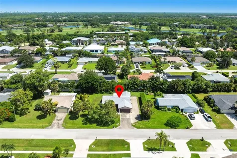 2345 Outrigger Lane Naples FL 34104
