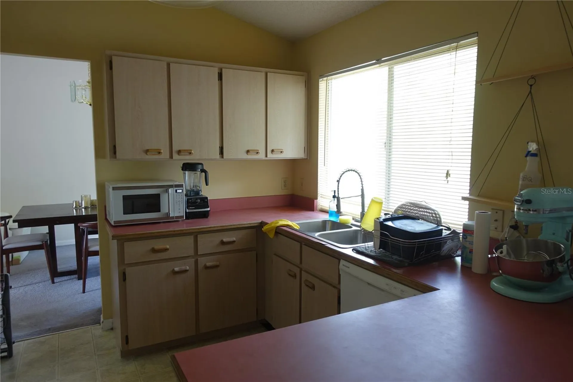 1694 April Avenue Deltona FL 32725
