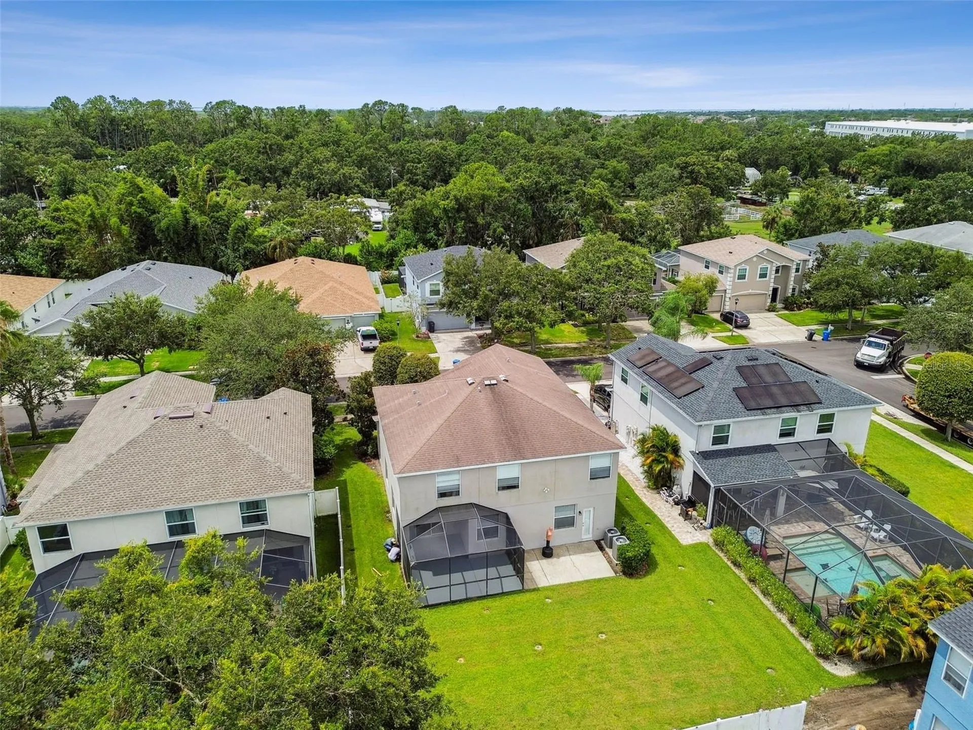 8821 N River Road Tampa FL 33635