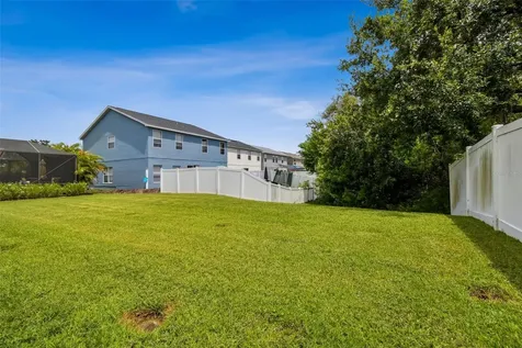 8821 N River Road Tampa FL 33635