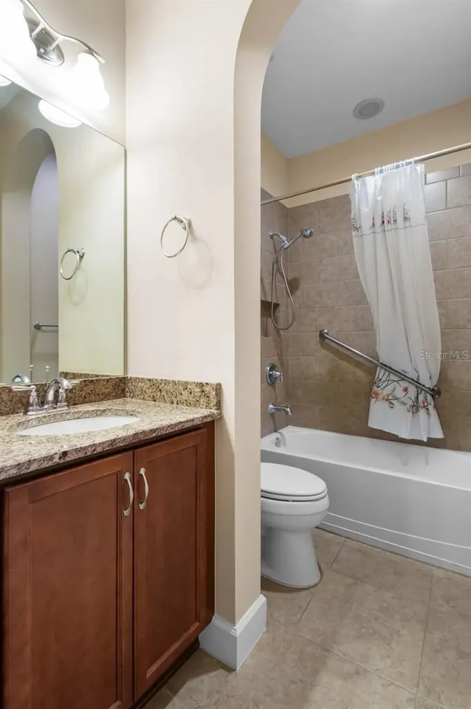 809 Chipper Drive Sun City Center FL 33573