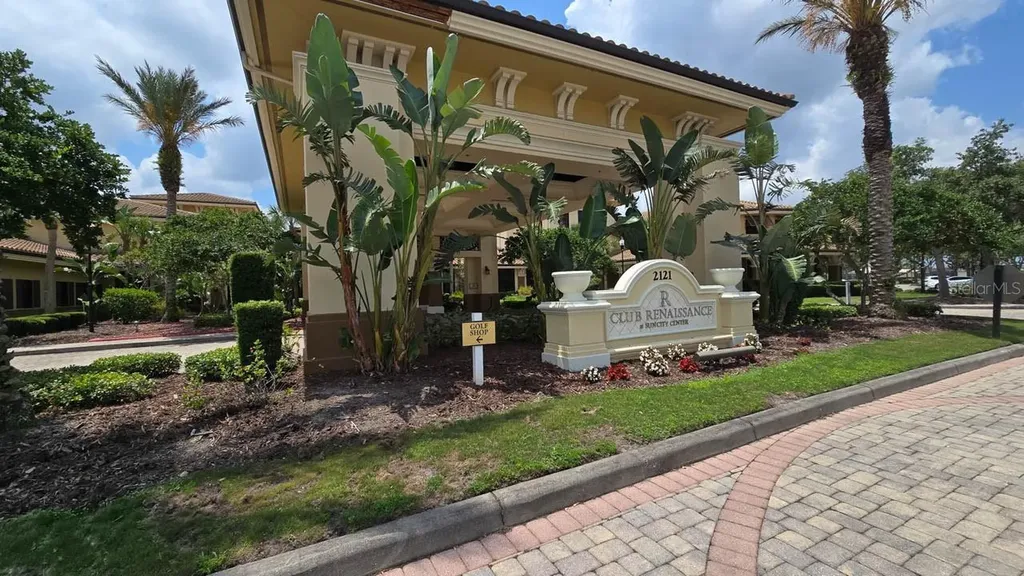 809 Chipper Drive Sun City Center FL 33573