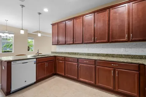 809 Chipper Drive Sun City Center FL 33573